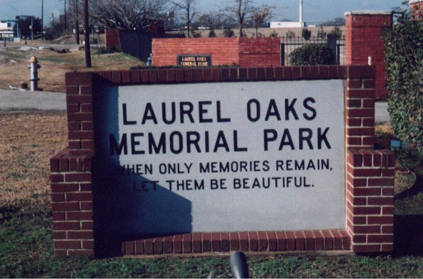 Laurel Oaks Cemetery